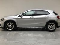 begagnad Mercedes GLA220 GLA220d 4MATIC X156 2018, Crossover