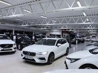 Begagnad Volvo V60 350 HK (257 kW) 2022 Vit Kombi