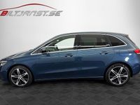 Begagnad Mercedes B180 138 HK (101 kW) 2019 Blå Minibuss