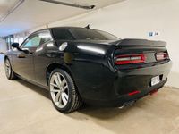 begagnad Dodge Challenger R/T Scat pack V8 Hemi 6,4L 493 HK