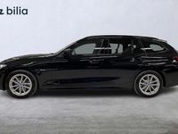 Begagnad BMW 330e Sport Line 184 HK (135 kW) 2023 Svart Kombi