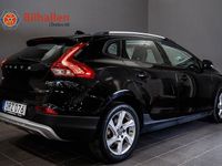 Begagnad Volvo V40 Momentum 120 HK (88 kW) 2015 Svart Halvkombi