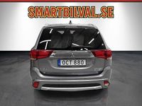Begagnad Mitsubishi Outlander P-HEV 121 HK (88 kW) 2016 Grå SUV