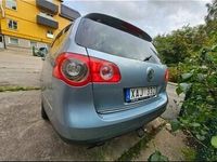 begagnad VW Passat DEFEKT Variant 2.0 FSI Euro 4