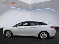 Begagnad Hyundai i40 136 HK (100 kW) 2014 Silver Kombi