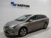 Begagnad Toyota Avensis Edition 147 HK (108 kW) 2014 Brun Kombi