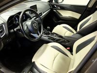 begagnad Mazda 3 Sedan 2.2 SKYACTIV-D Euro 6 Drag Skinn Navi S+V-Däck