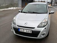 Begagnad Renault Clio R.S. 75 HK (55 kW) 2010 Halvkombi
