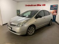 Begagnad Toyota Prius 112 HK (82 kW) 2006 Silver Halvkombi