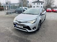 Begagnad Toyota Avensis Active 147 HK (108 kW) 2017 Silver Kombi