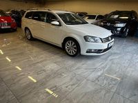 Begagnad VW Passat 140 HK (102 kW) 2013 Vit Kombi