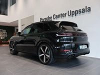 Begagnad Porsche Cayenne 470 HK (345 kW) 2025 Svart SUV