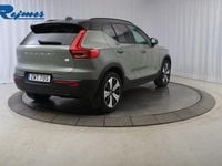 Begagnad Volvo XC40 Plus 300 kW (408 HK) 2023 Sage green metallic SUV