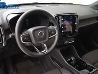 Begagnad Volvo XC40 Plus 175 kW (238 HK) 2022 Svart SUV