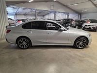 Begagnad BMW 320 Sport Line 190 HK (139 kW) 2019 Silver Sedan