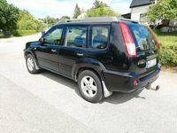 Begagnad Nissan X-Trail 165 HK (121 kW) 2004 Svart SUV