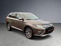 Begagnad Mitsubishi Outlander 150 HK (110 kW) 2017 Brun SUV