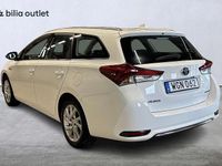 Begagnad Toyota Auris Touring Sports Active 136 HK (100 kW) 2017 Vit Kombi
