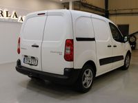 begagnad Peugeot Partner Skåpbil 1.6HDi Automat M-Värme Drag Ny Serva