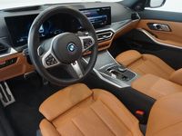begagnad BMW 330e xDrive Touring M Sport Navi Innovation Panorama Keyless El-Stol Fartpilot H K Drag