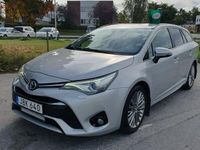 begagnad Toyota Avensis Kombi 2.0 D-4D Euro 6