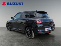Begagnad Suzuki Swift 83 HK (61 kW) 2024 Svart Halvkombi