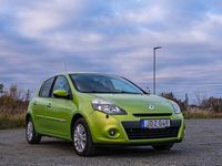 Begagnad Renault Clio R.S. 75 HK (55 kW) 2010 Halvkombi