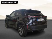 Begagnad Toyota Yaris Cross Style 92 HK (67 kW) 2024 Svart SUV