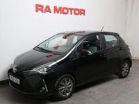 Begagnad Toyota Yaris Active 112 HK (82 kW) 2017 Svart Halvkombi