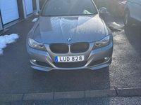 Begagnad BMW 325 218 HK (160 kW) 2011 Sedan