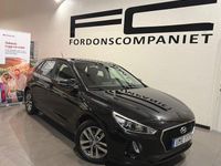 Begagnad Hyundai i30 Comfort 140 HK (102 kW) 2017 Svart Halvkombi