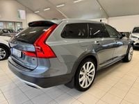 Begagnad Volvo V90 CC Momentum 235 HK (172 kW) 2019 Gråmetallick Kombi