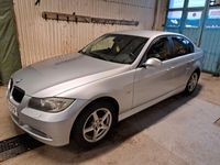 begagnad BMW 320 i Sedan Advantage, Comfort Euro 4, Ny besiktad