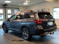 begagnad Subaru Outback 2.5 4WD XFuel Aut Drag Gps SE SPEC 2021, Kombi
