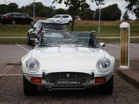 Begagnad Jaguar E-Type 276 HK (202 kW) 1973 Vit Cab