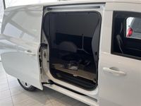 begagnad Nissan Townstar Van EV 45kWh N-Connecta L2 3 Seat Blind FD +