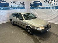 Begagnad Saab 900 150 HK (110 kW) 1994 Gul Halvkombi