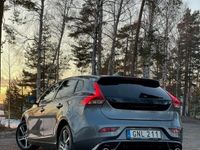 begagnad Volvo V40 D3 R-Designinspirerad