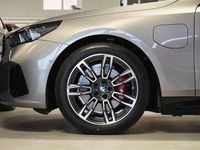 Begagnad BMW 530 Efficient Dynamics 299 HK (219 kW) 2000 Oxide grey Kombi