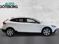 Begagnad Volvo V40 Summum 190 HK (139 kW) 2014 Vit Halvkombi