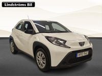 Begagnad Toyota Aygo X X-play 73 HK (53 kW) 2022 Vit SUV