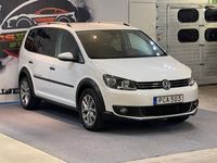 begagnad VW Touran Cross 1.4 TSI SPORT DSG AUTOMAT 7-SITS DRAG NY BESIKTAD NY