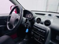 Begagnad Hyundai Atos Prime 58 HK (42 kW) 2003 Röd Halvkombi