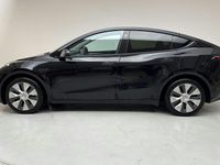 Begagnad Tesla Model Y Long Range AWD 378 kW (514 HK) 2022 Svart SUV