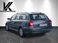 Begagnad Toyota Avensis 147 HK (108 kW) 2007 Grå Kombi