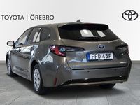 begagnad Toyota Corolla CorollaTouring Sports 1.8 Hybrid Life V-hjul