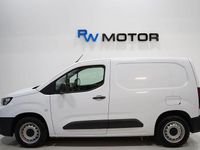 Begagnad Toyota Proace City City 102 HK (75 kW) 2024 Vit Minibuss