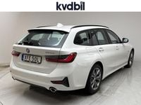 Begagnad BMW 330 Sport Line 292 HK (214 kW) 2022 Vit Kombi