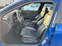 Begagnad Audi A4 221 HK (162 kW) 2005 Blå Sedan