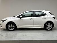 Begagnad Toyota Corolla Active 122 HK (89 kW) 2022 Vit